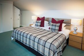 Invernairne Guest House