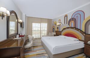 Megasaray Westbeach Antalya