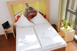 H+ Hotel 4 Youth Berlin Mitte