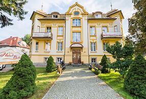 Hotel Bella