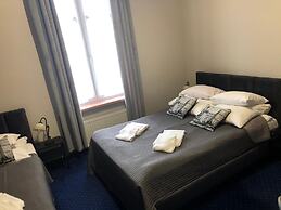 Hotel Bella