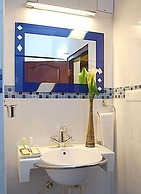 Ponmari Residency