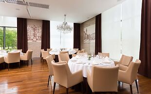 DoubleTree by Hilton Novosibirsk