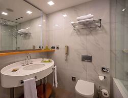 Doubletree by Hilton Istanbul Moda