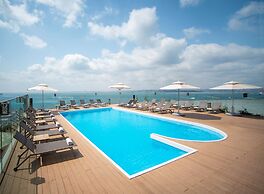 Doubletree by Hilton Istanbul Moda