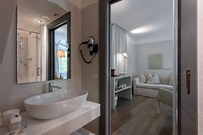 GombitHotel