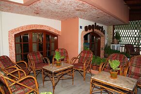 Sogiorka Apartments