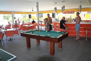 Antony's Complex
