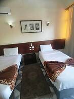 Rezeiky Hotel And Camp Luxor
