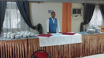 Rezeiky Hotel And Camp Luxor