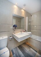 Apartamentos Leo Canela