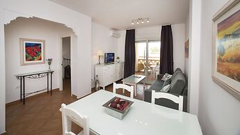 Apartamentos Leo Canela