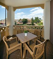 Apartamentos Leo Canela