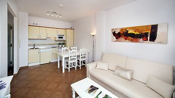Apartamentos Leo Canela