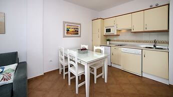 Apartamentos Leo Canela