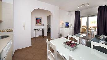Apartamentos Leo Canela
