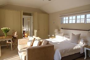 White Lodge Constantia Guest House