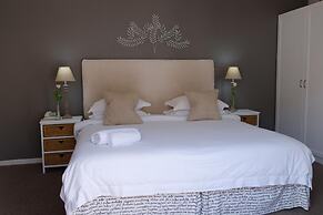 White Lodge Constantia Guest House