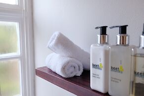 White Lodge Constantia Guest House
