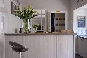 White Lodge Constantia Guest House