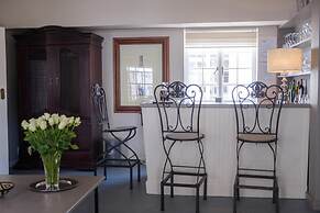 White Lodge Constantia Guest House