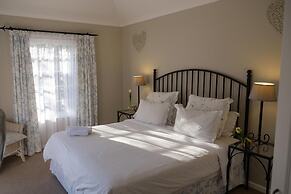 White Lodge Constantia Guest House