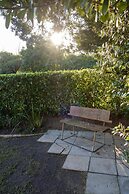 White Lodge Constantia Guest House