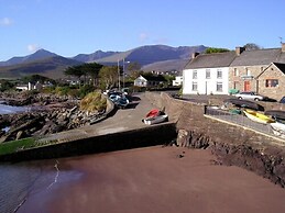 Shores Country House Bed & Breakfast