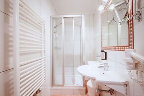 Harmls Aparthotel