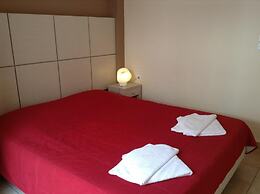 Antonia Apartments