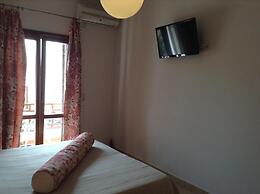 Antonia Apartments