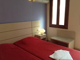 Antonia Apartments