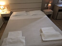 Antonia Apartments