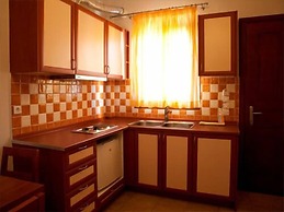 Antonia Apartments