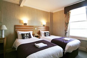 Quayside Hotel