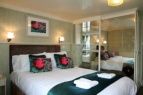 Quayside Hotel