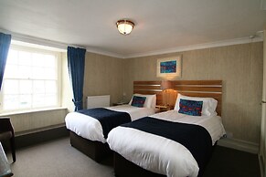 Quayside Hotel