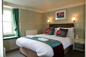 Quayside Hotel