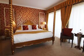 Quayside Hotel