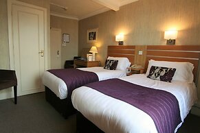 Quayside Hotel