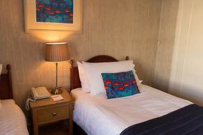Quayside Hotel