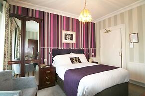 Quayside Hotel