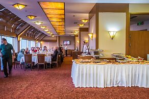 Usta Park Hotel