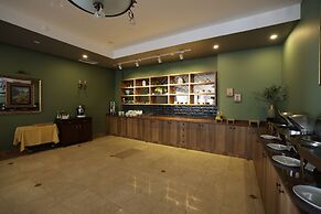 Usta Park Hotel