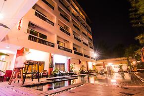 Mekong Angkor Palace Hotel