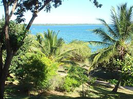 Kinasi Lodge