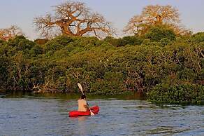 Kinasi Lodge