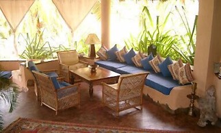 Kinasi Lodge