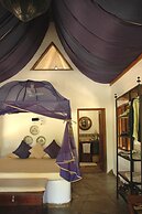 Kinasi Lodge