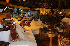 Kinasi Lodge